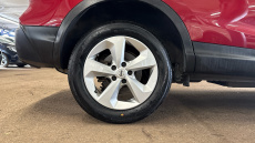 Nissan Qashqai 1.3 DiG-T 160 Acenta Premium 5dr Petrol Hatchback